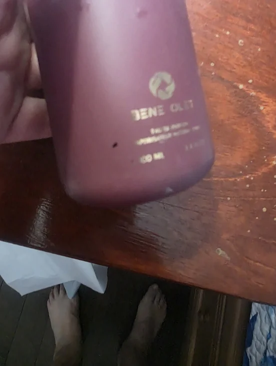 Isabella - Picture 2 of 3